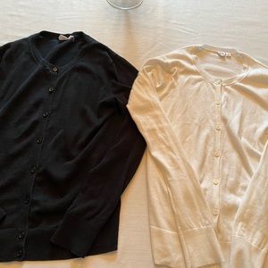 2 Gap cardigan sweaters black white button down lightweight sweaters size Medium